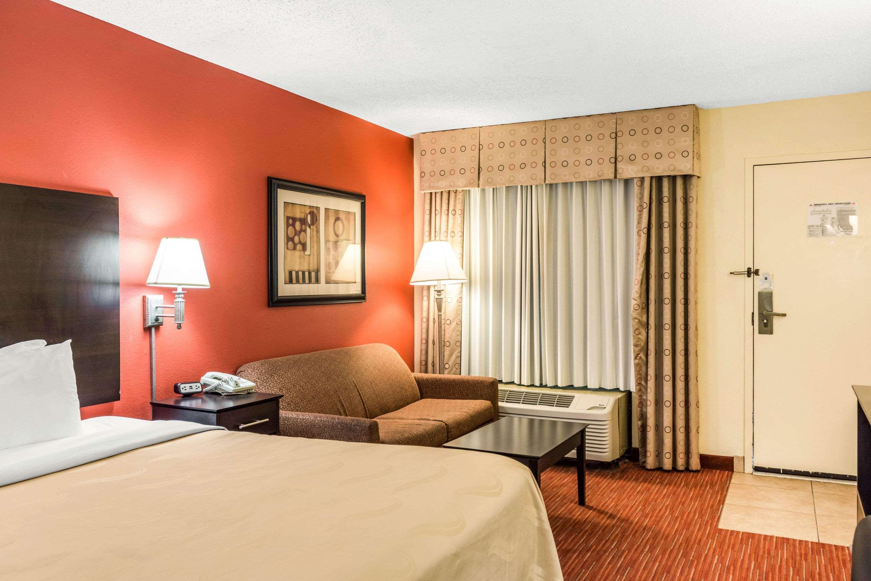 Quality Inn Олбани Экстерьер фото