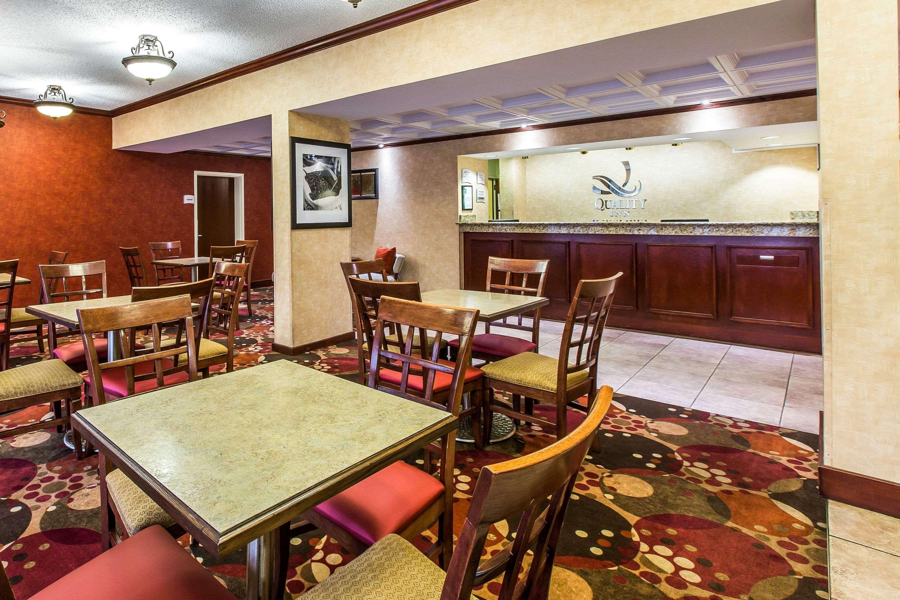 Quality Inn Олбани Экстерьер фото